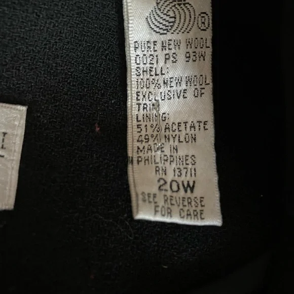 Valerie Stevens Black Blazer - Picture 5 of 6